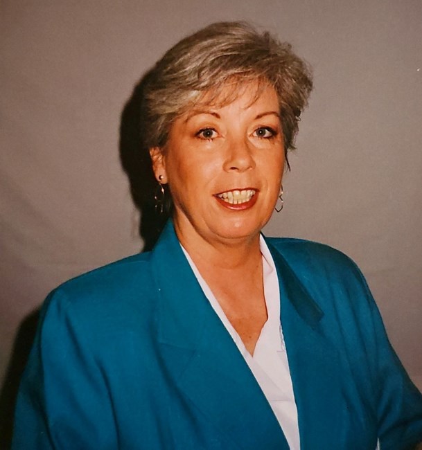 Obituary of Gloria Jean Lowe