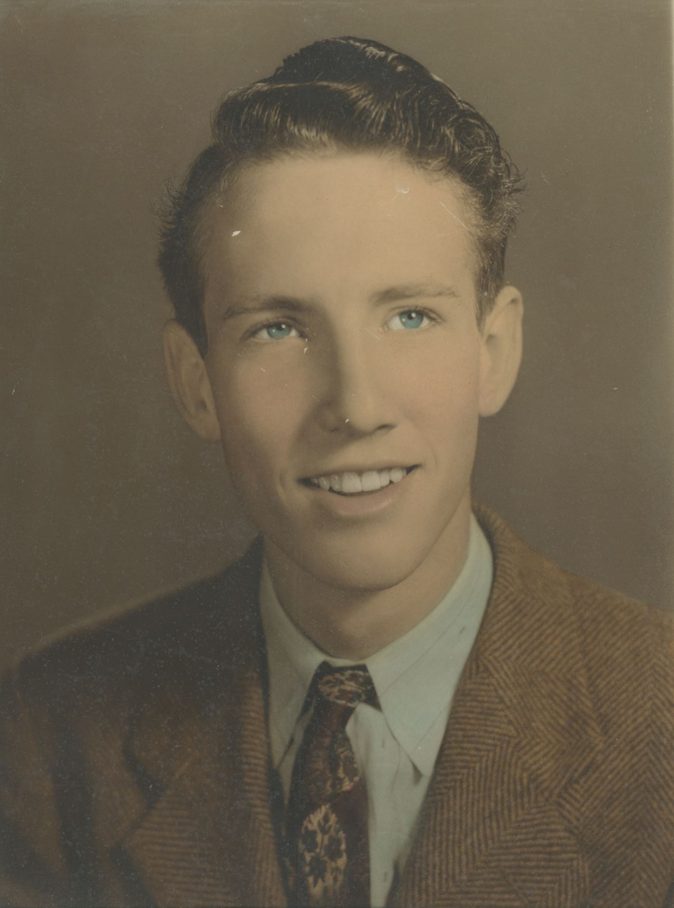 Obituario de James H Irwin