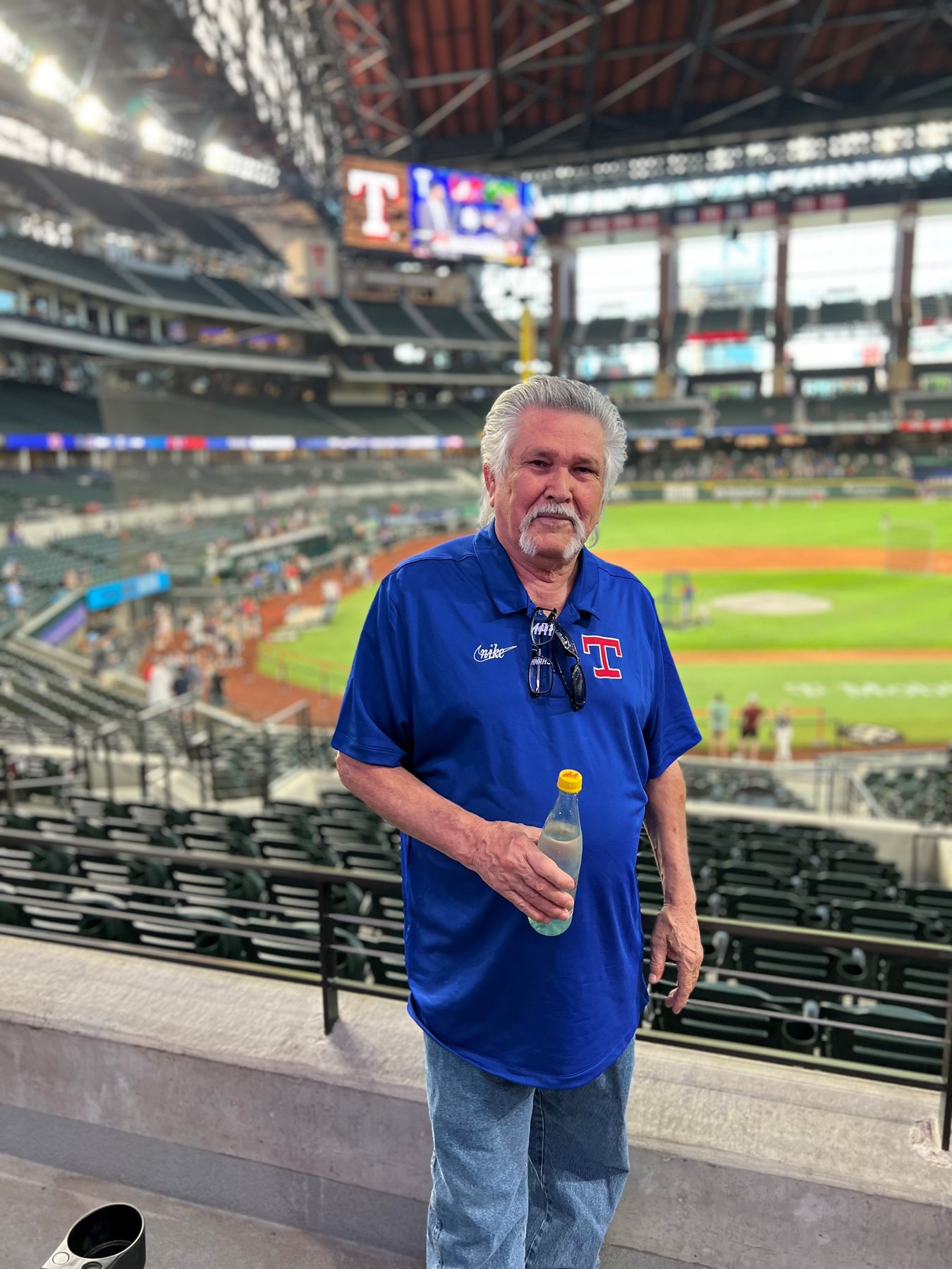 Obituary of Luis Javier Esparza