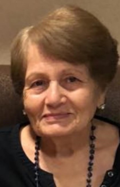 Obituary of Lesbia Teresa Olivares de Gomez