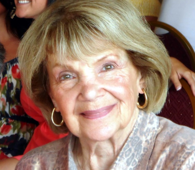 Obituario de Elizabeth Katherine Levato