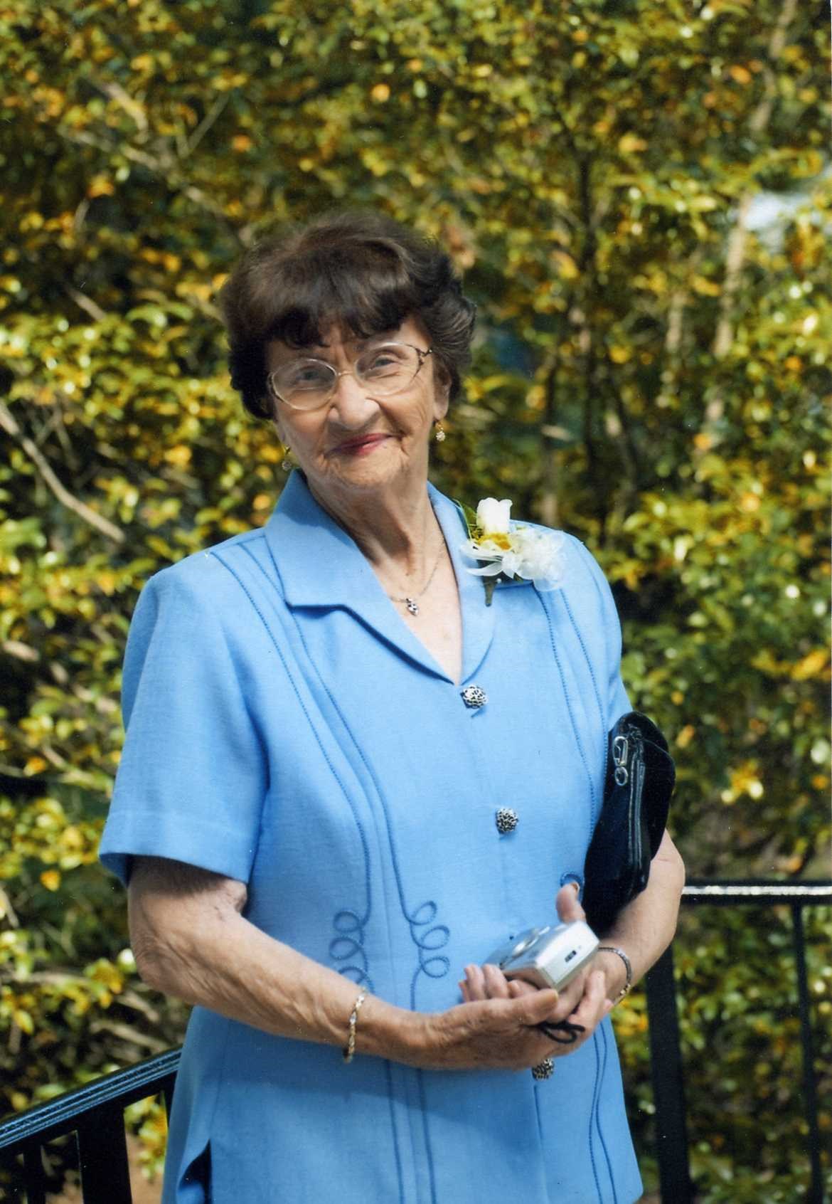 Obituary of Ella Mae Coffey Williams