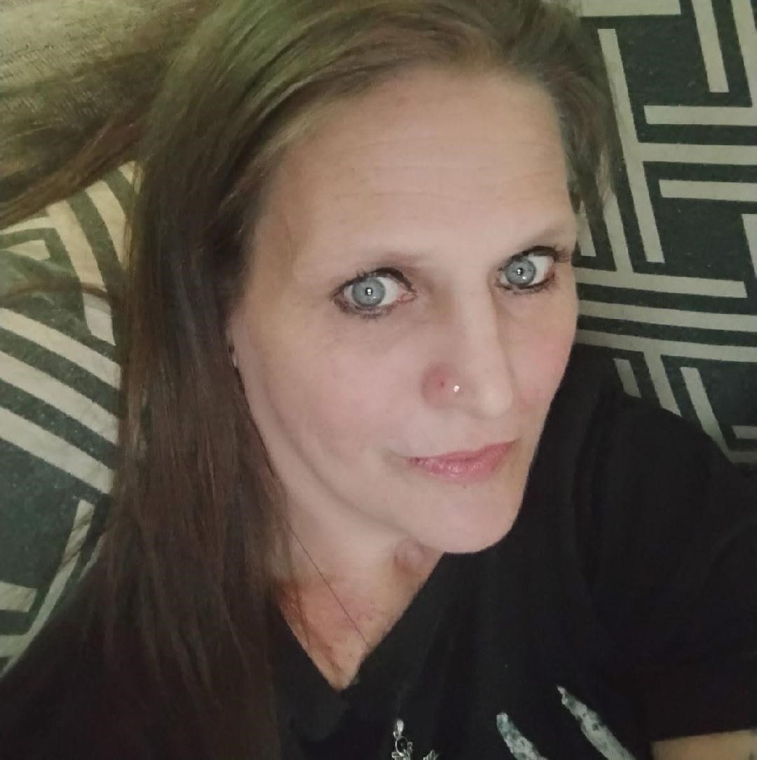 Obituary of Danielle Sands