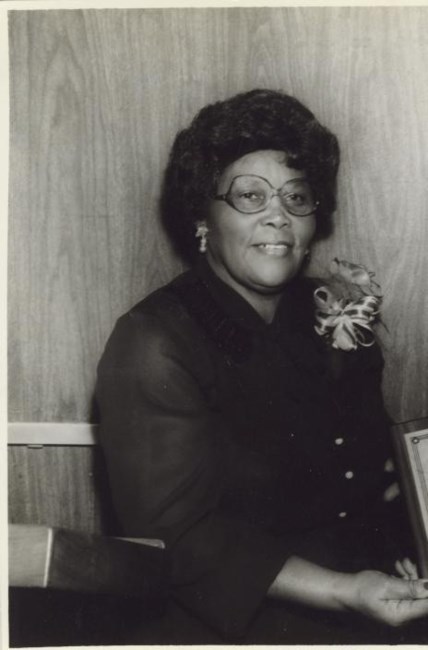 Obituary of Lillian Nickerson