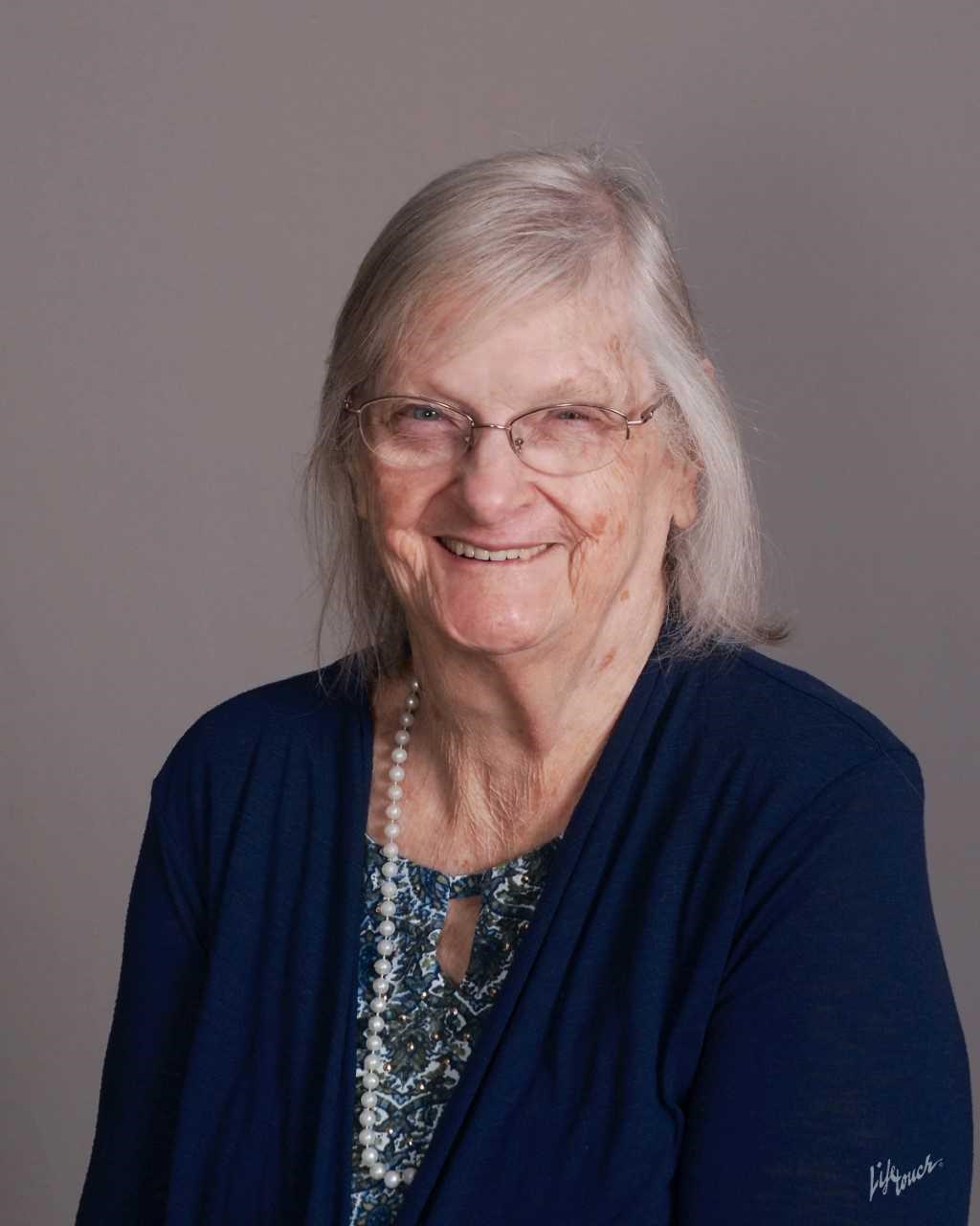 Obituary of Barbara J. Pierce