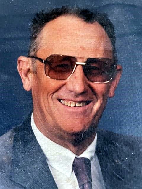 Obituary of Roy "Dale" Wilcox