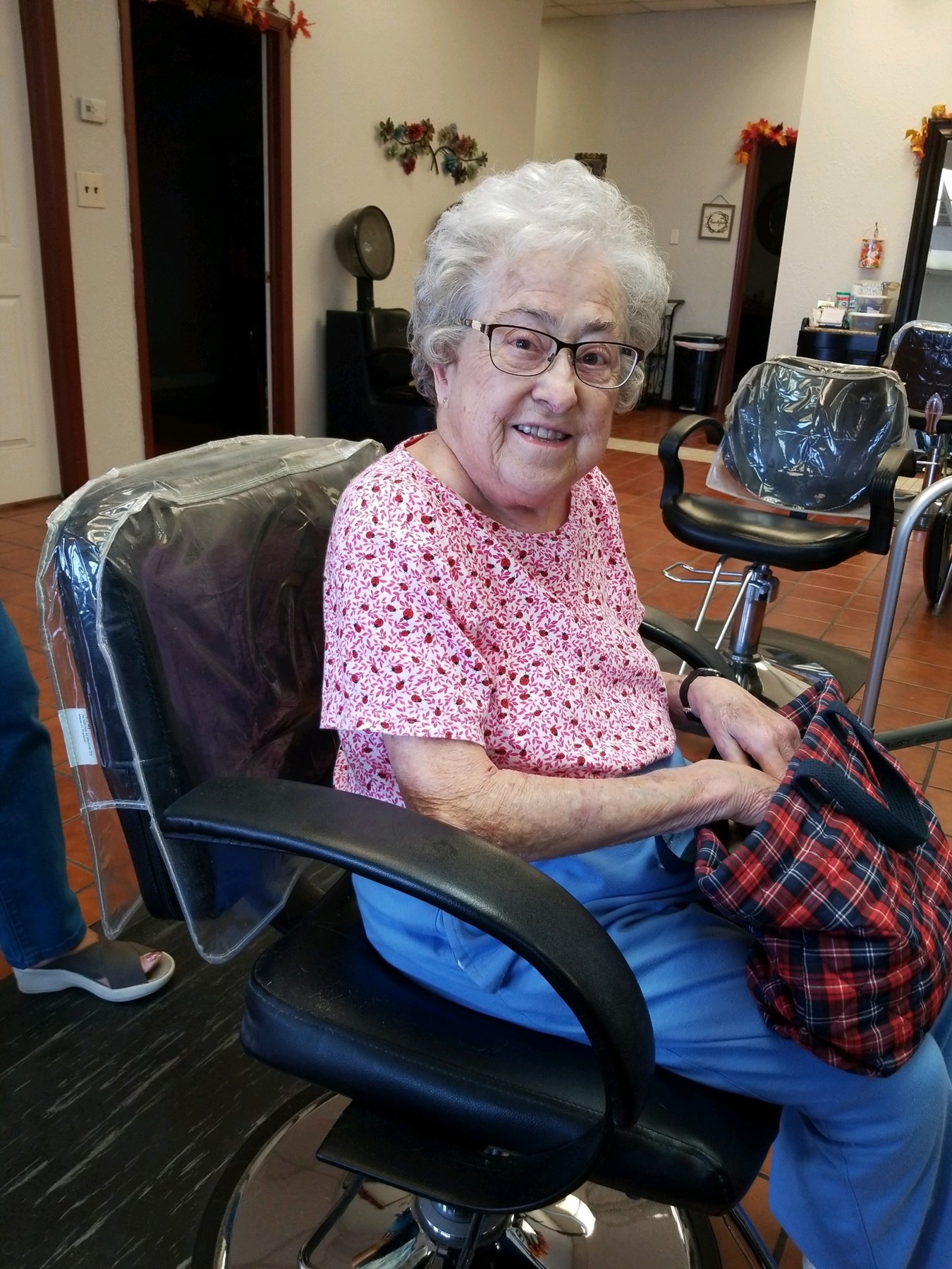 Obituary of Lois Anne Holt