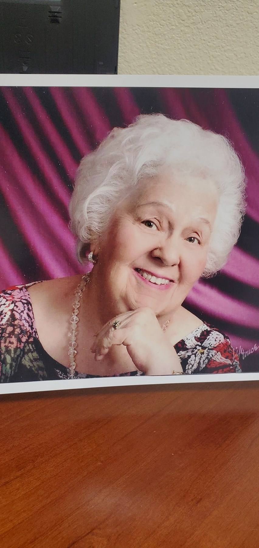 Obituary of Eugenia "Jean" H. Pope