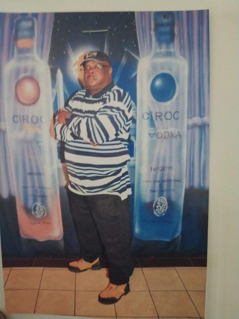 Obituario de Patrick "Pat" Nicholson