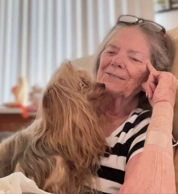 Obituary of Roberta Maxine Oughton Stone