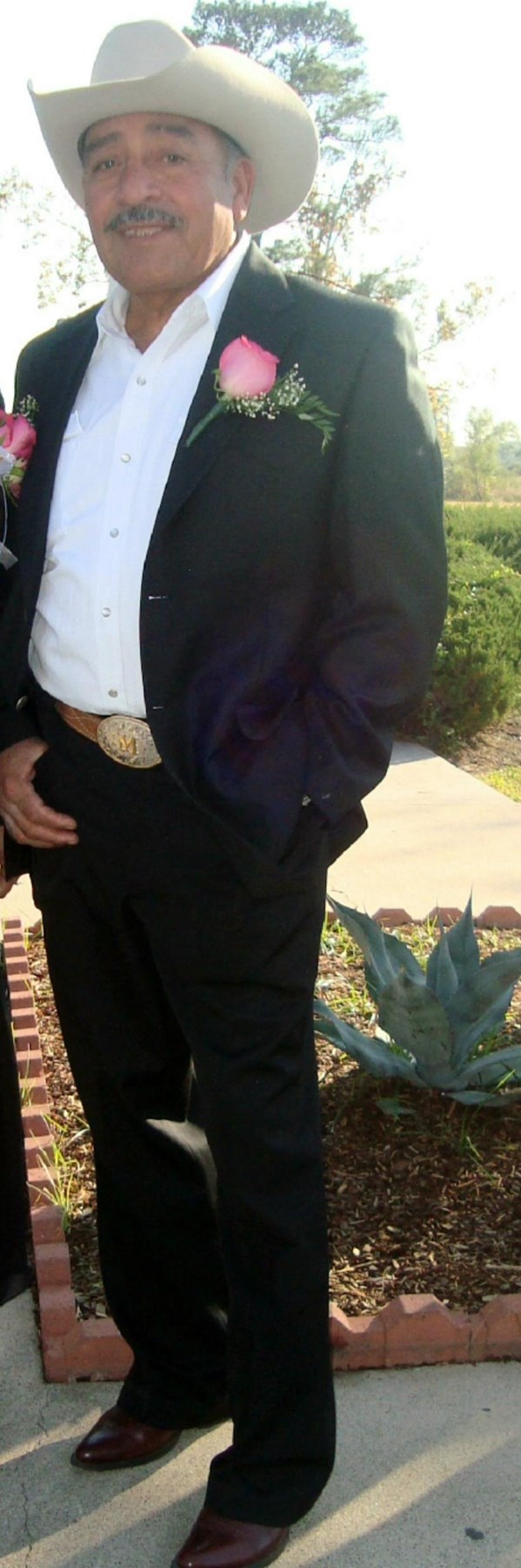 Obituary of Manuel Olvera Garcia