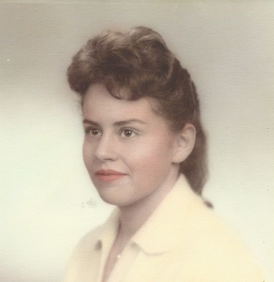 Obituary of Erlinda Mary Cadena