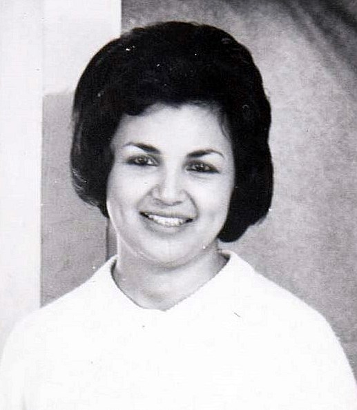 Obituario de Maria Elena Cruz