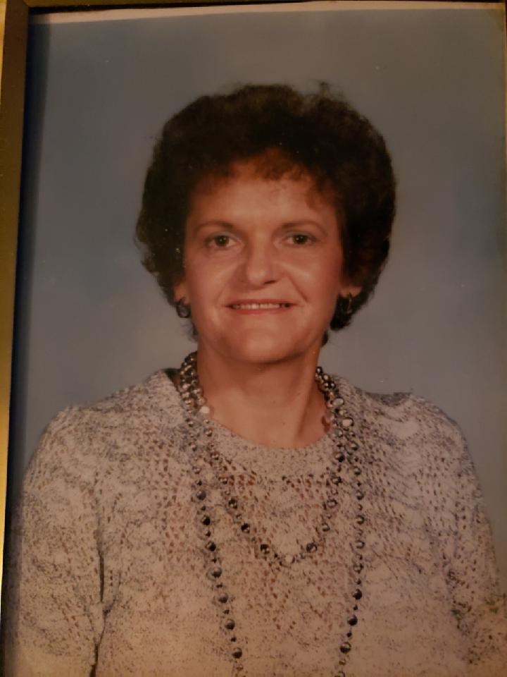 Obituary of Patricia Catherine (nee Philpot) DeBord