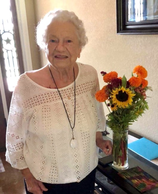 Obituary of Thea T. Davis