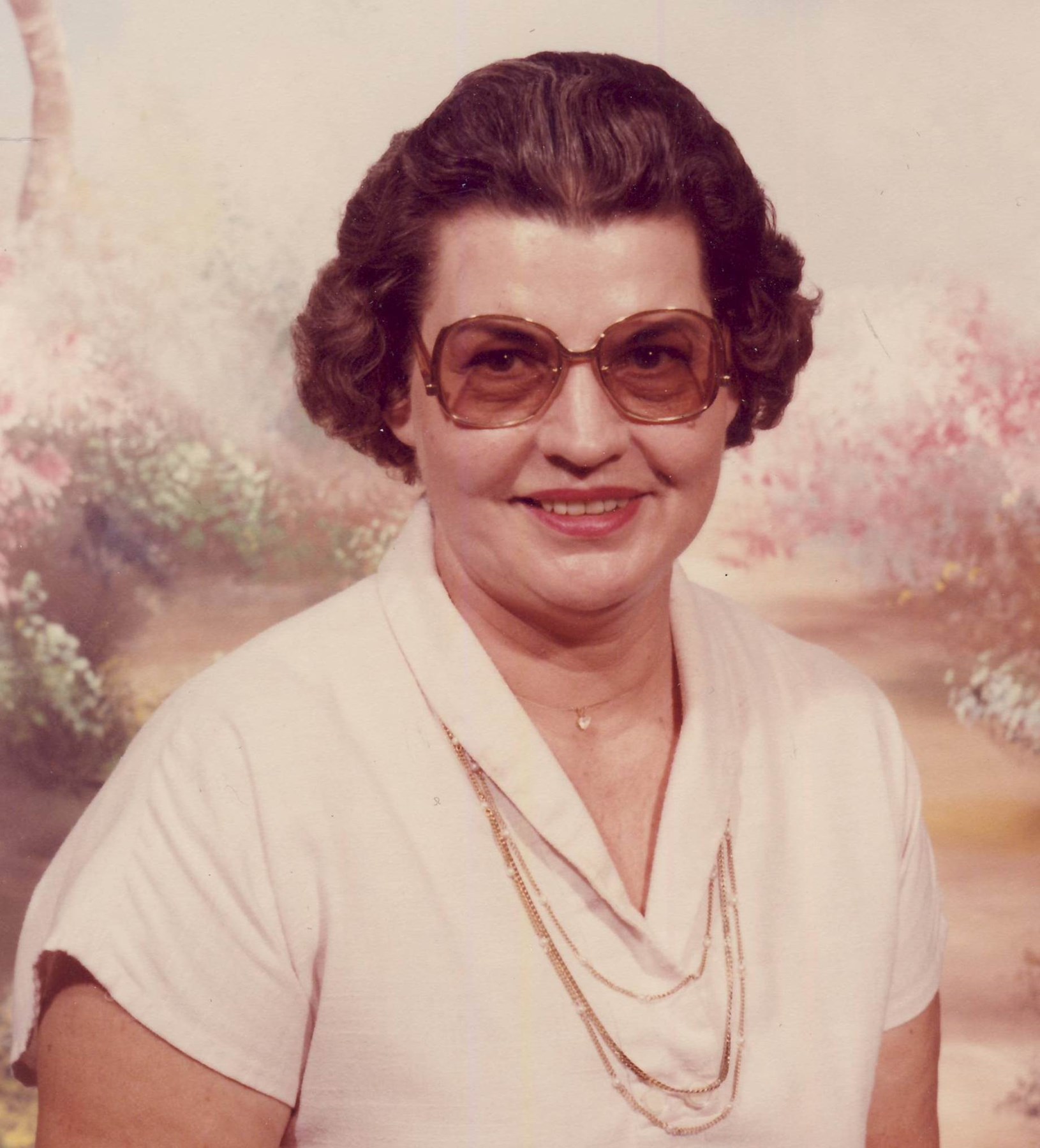 Avis de décès de Betty V. Roy