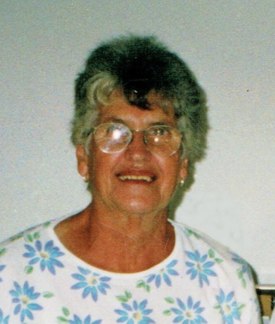 Obituario de Betty J. McCune