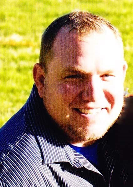 Obituary of Dustin John Manlove