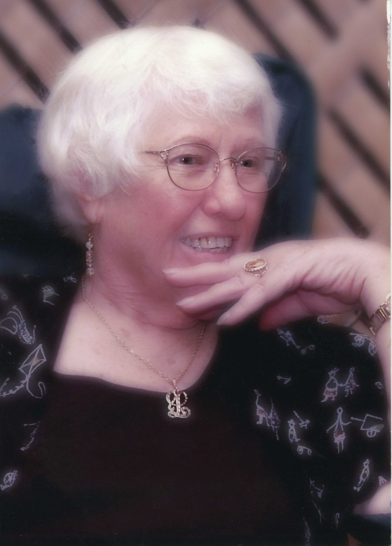 Obituary of Evelyn "Lynne" Rose Herman