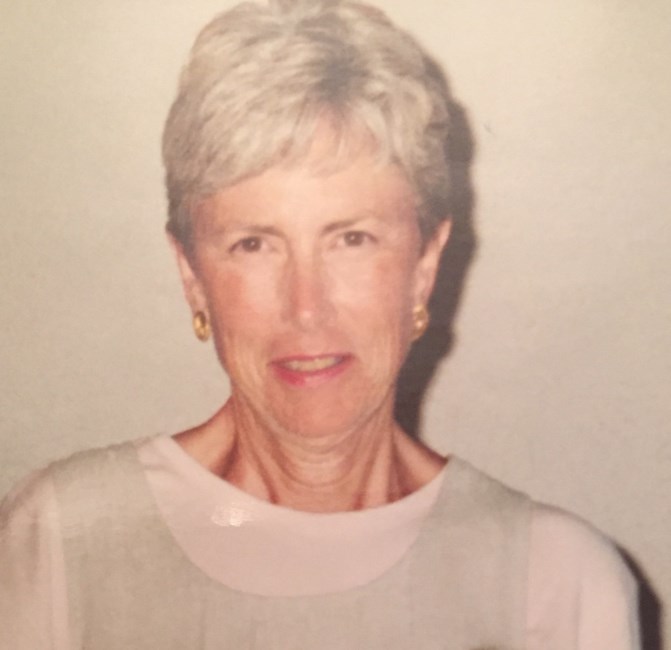 Obituario de Julia Scott Dodge