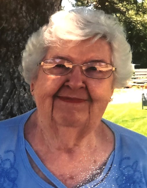 Obituary of Evelyn Rose Whitaker
