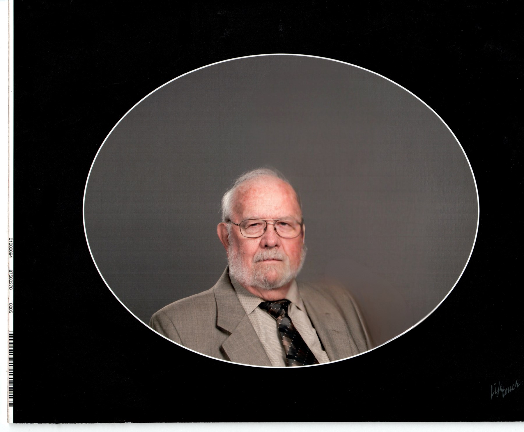 Obituary of Woodrow Robin Helenburg