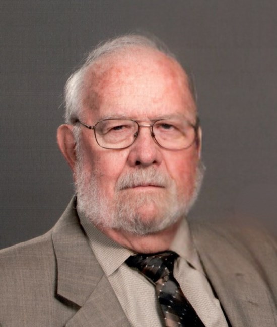 Obituary of Woodrow Robin Helenburg