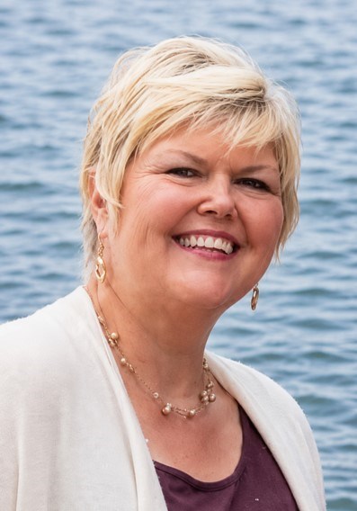 Obituary of Angela Bickelhaupt-Lajoy