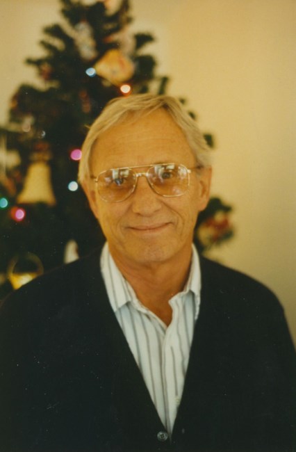 Obituary of Arthur  "Warren" Chamberlain