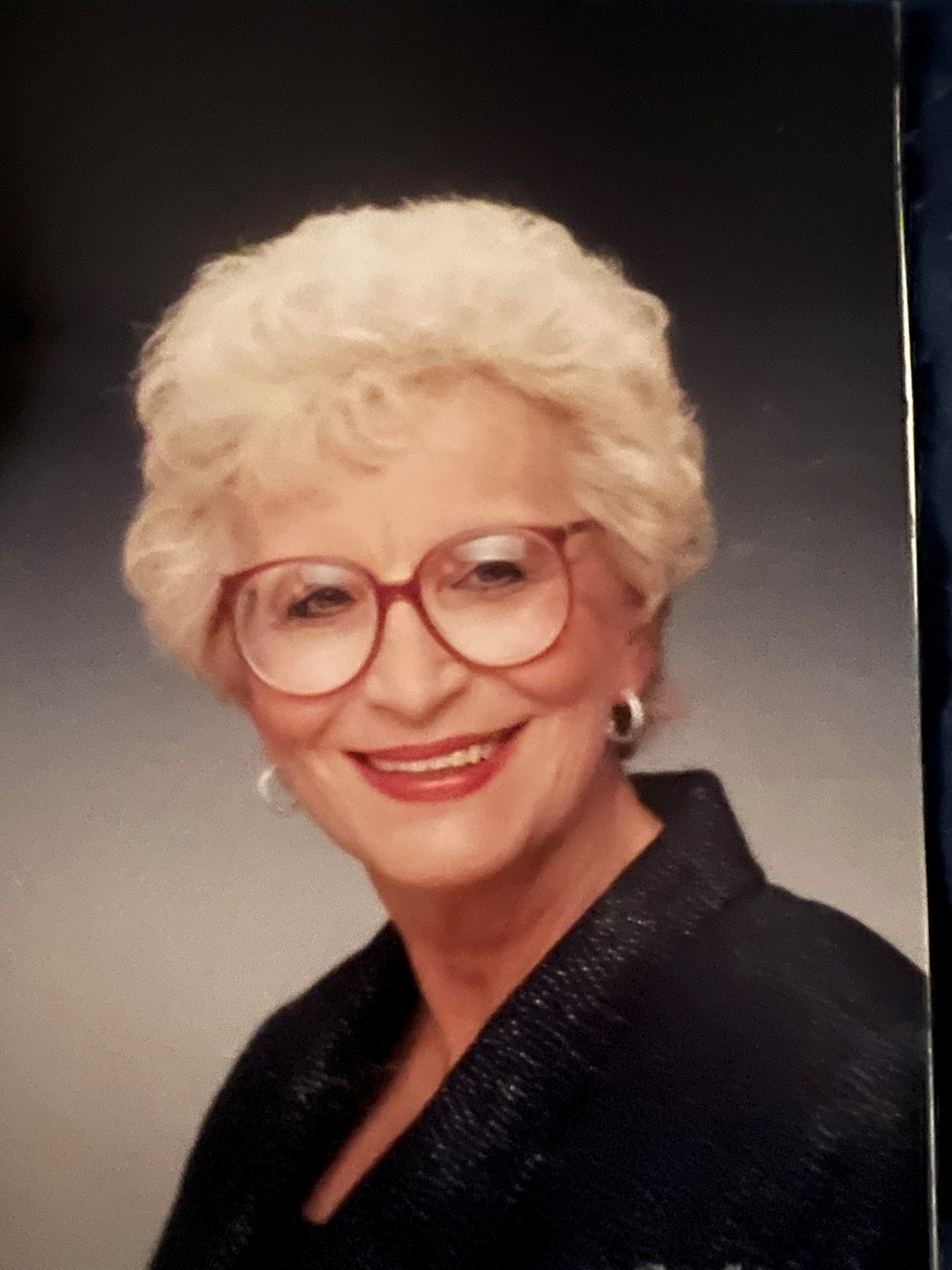 Obituary of Mary "Sue" Donnelly