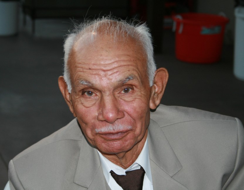 Obituario de Aurelio Mondragon Nava