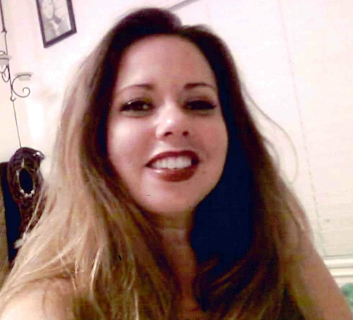 Obituary of Elaine Sue Suzann Jones) Tovar