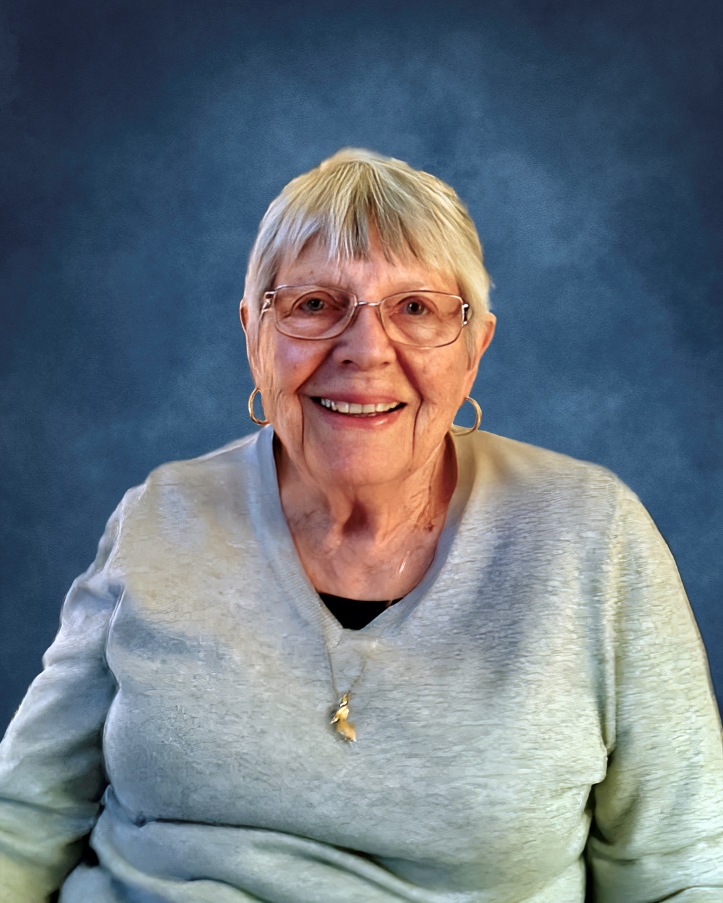 Obituary of Carol Lynn Holdsworth