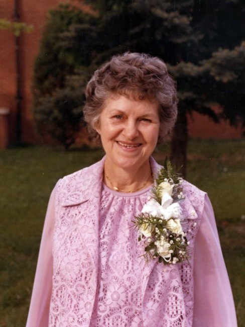 Obituary of Anna Marie Schmitz Roesslein