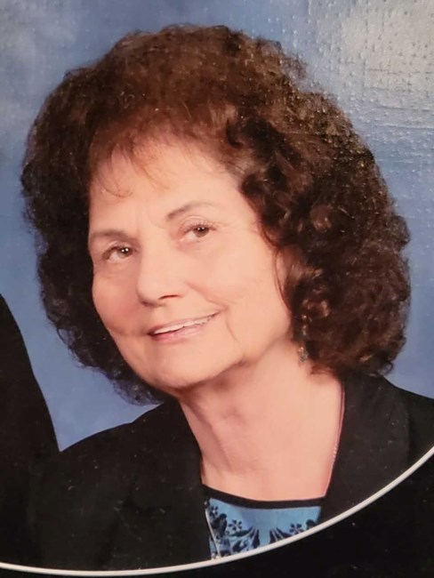 Obituary of Shirley Holloway