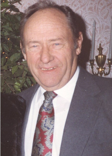 Obituary of Robert Hoyt Lewis
