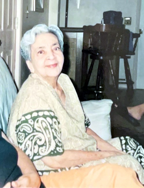 Obituary of Ayda Flores