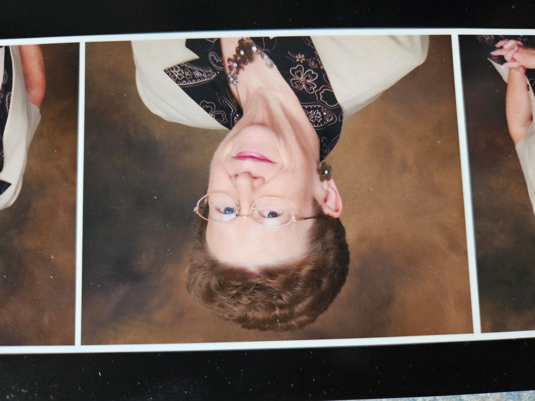 Obituary of Karen Lee Brucks