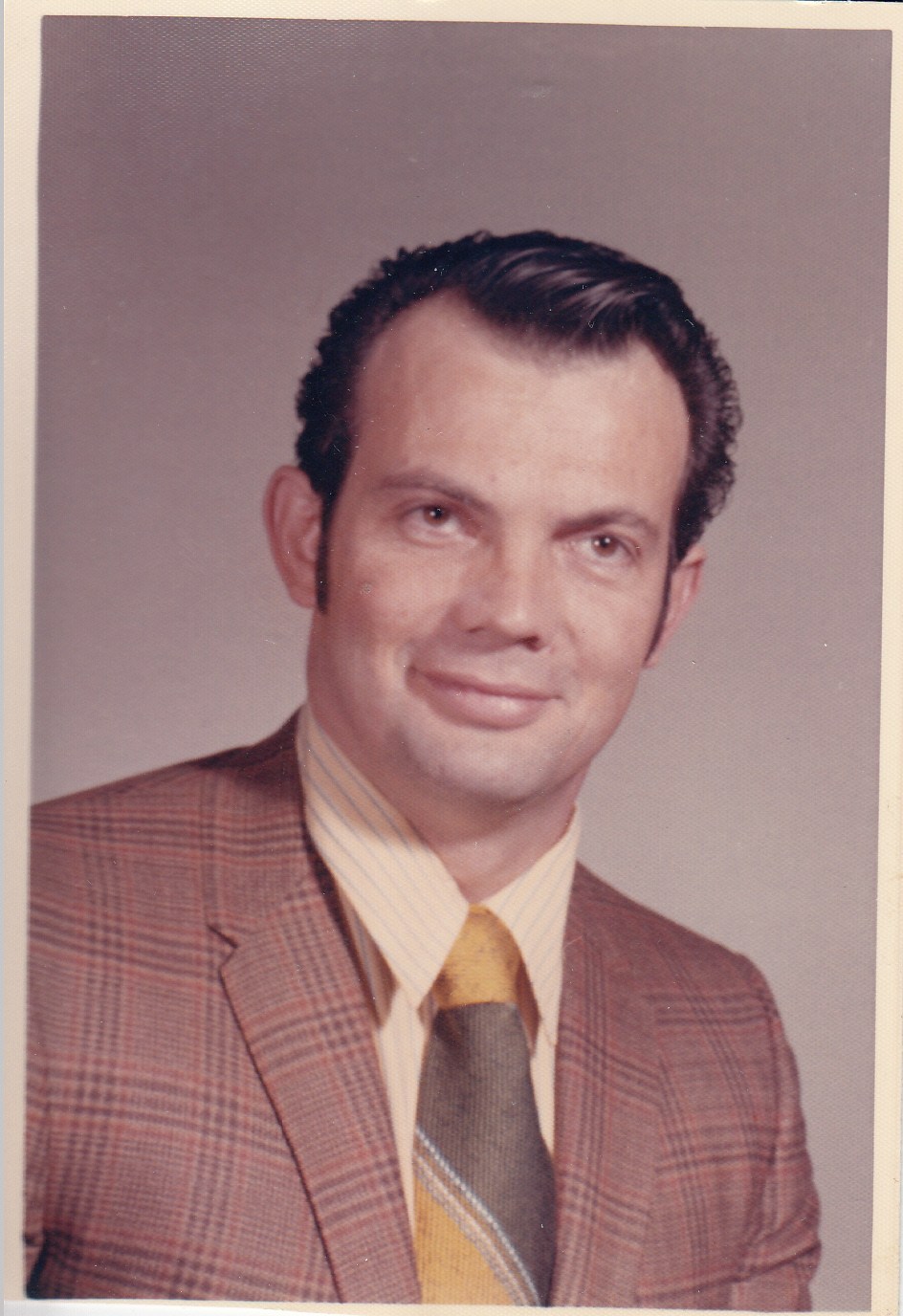 Obituary of Morris Dale Russell