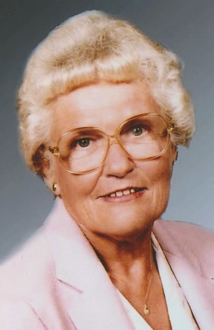 Obituario de Ruth Natalie McGibbon