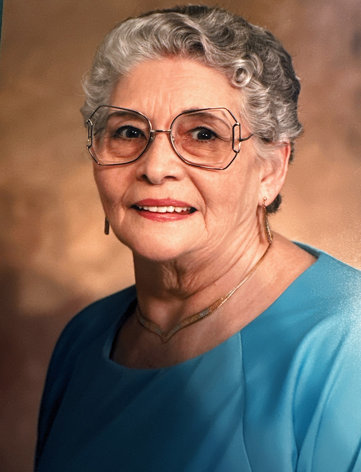 Obituary of Elmina Opal Lynch
