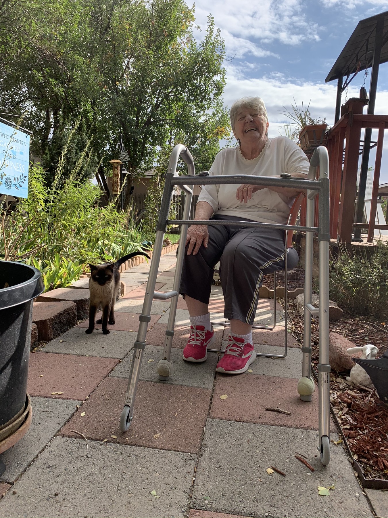 Obituary of Josephine "Jo" Louise Estrada