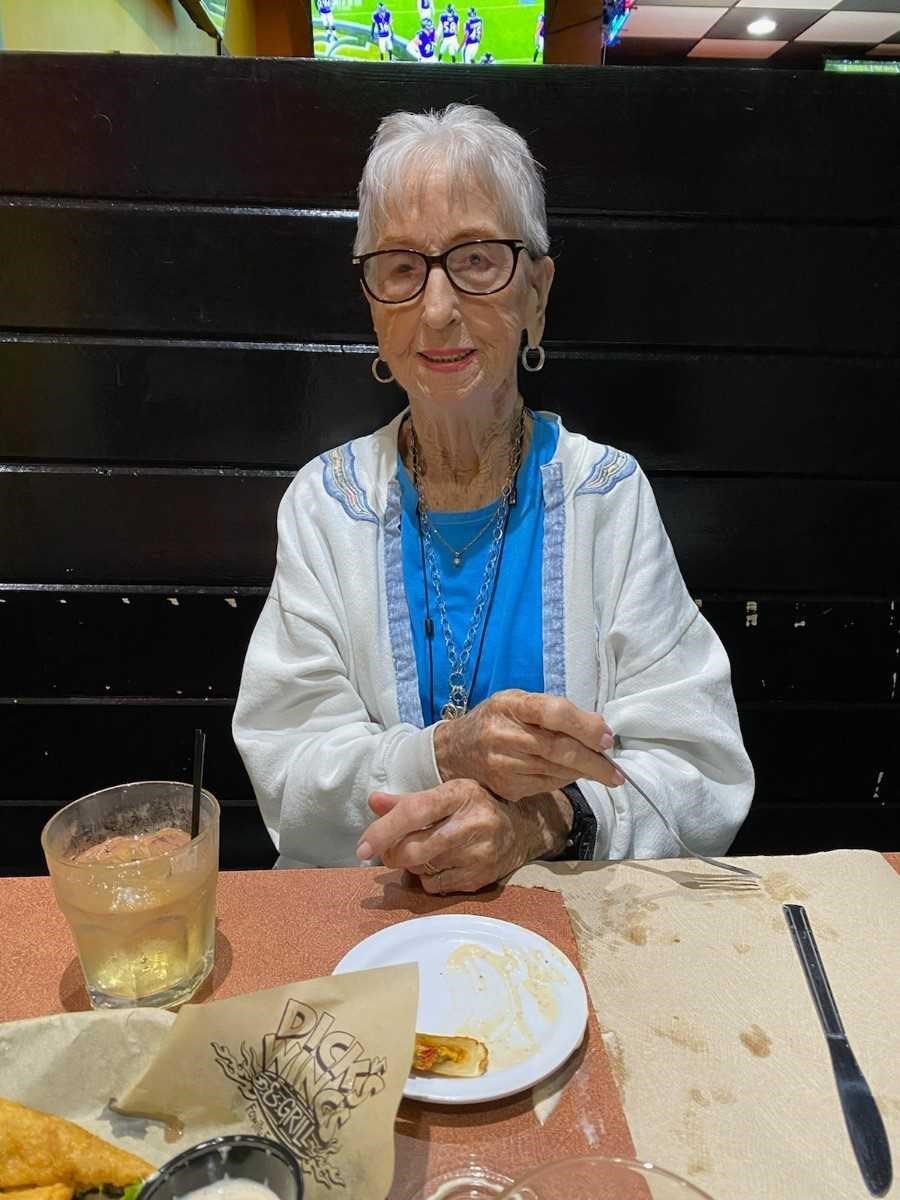 Obituary of Madonna Jean Hennette