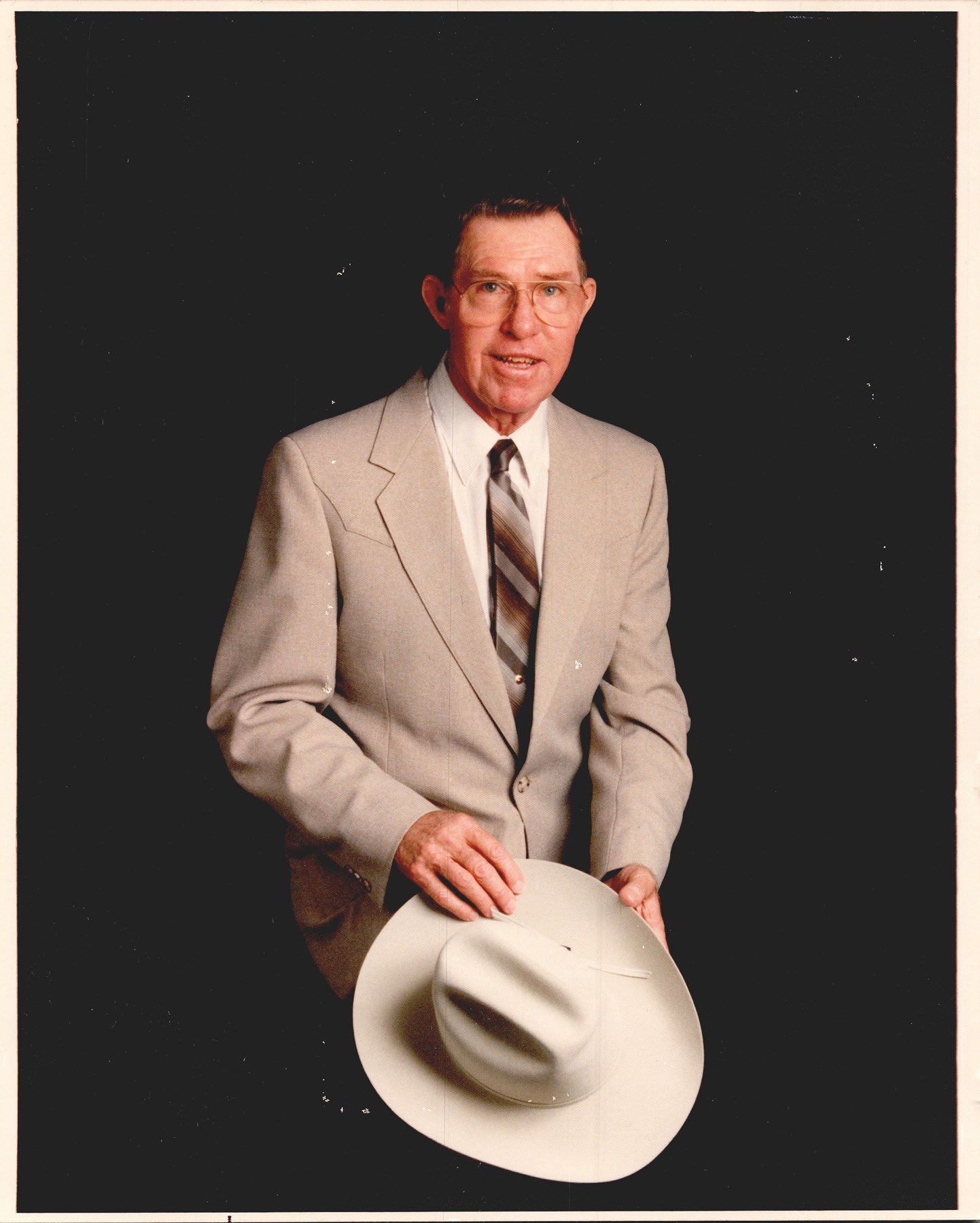 Avis de décès de Eugene Marvin Logan