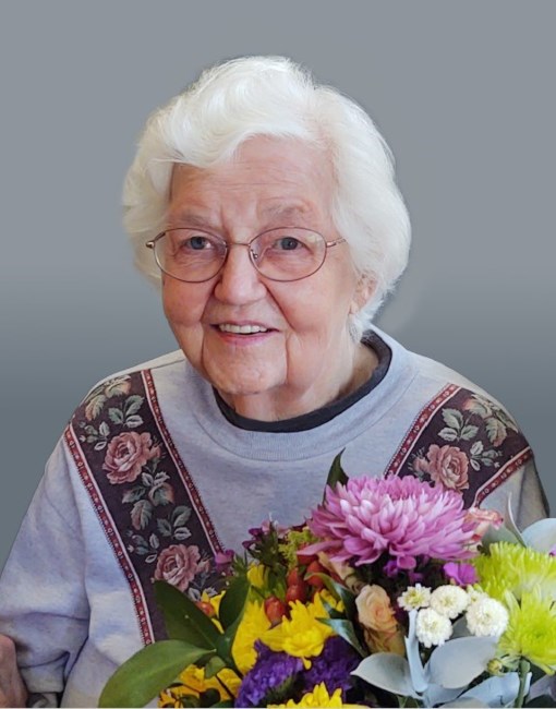 Obituary of Maxine Minnie Fuller Reynolds