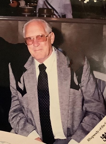 Avis de décès de Kenneth Boyd Fisher