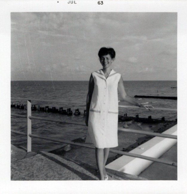 Obituary of Nikki (Naomi Schneider) Reinhardt