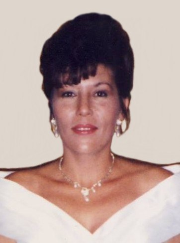 Obituary of Suzanne Martellucci-Isabel
