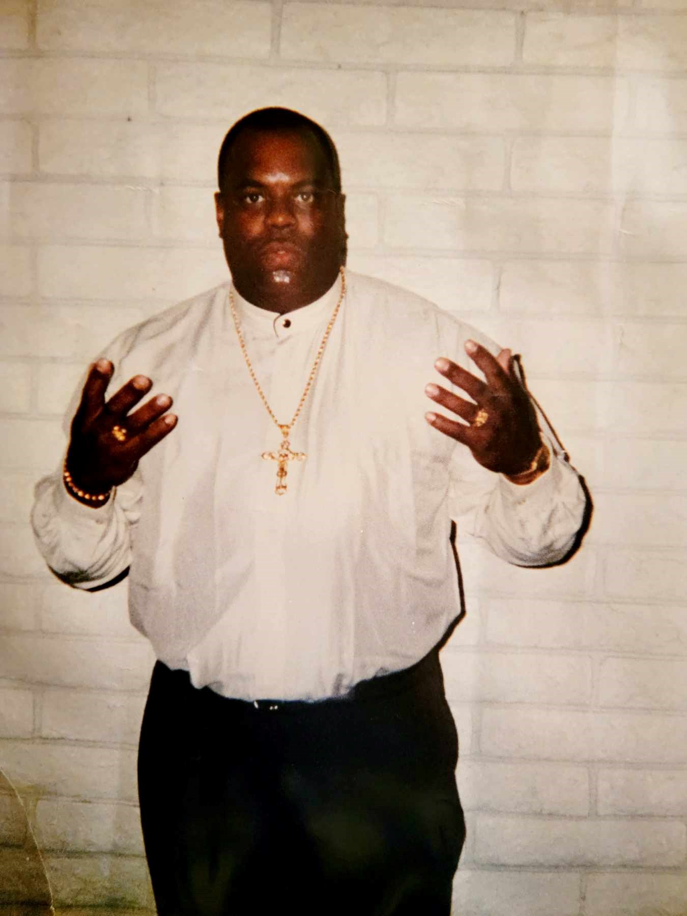 Obituario de Tyrone Curtis Dingle