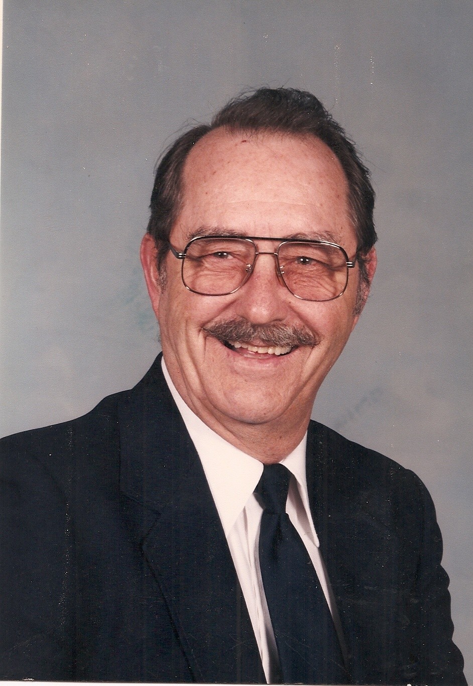 Carl Lowe Obituary